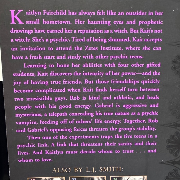 📚 Best Selling The Night Vision Series - Dark Visions by L.J. Smith Book - Picture 11 of 16